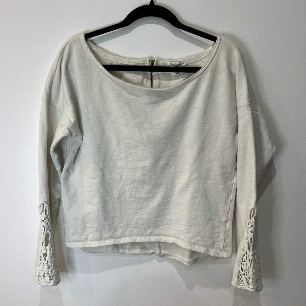 AEROPOSTALE - WHITE OFF THE SHOULDER SWEATSHIRT